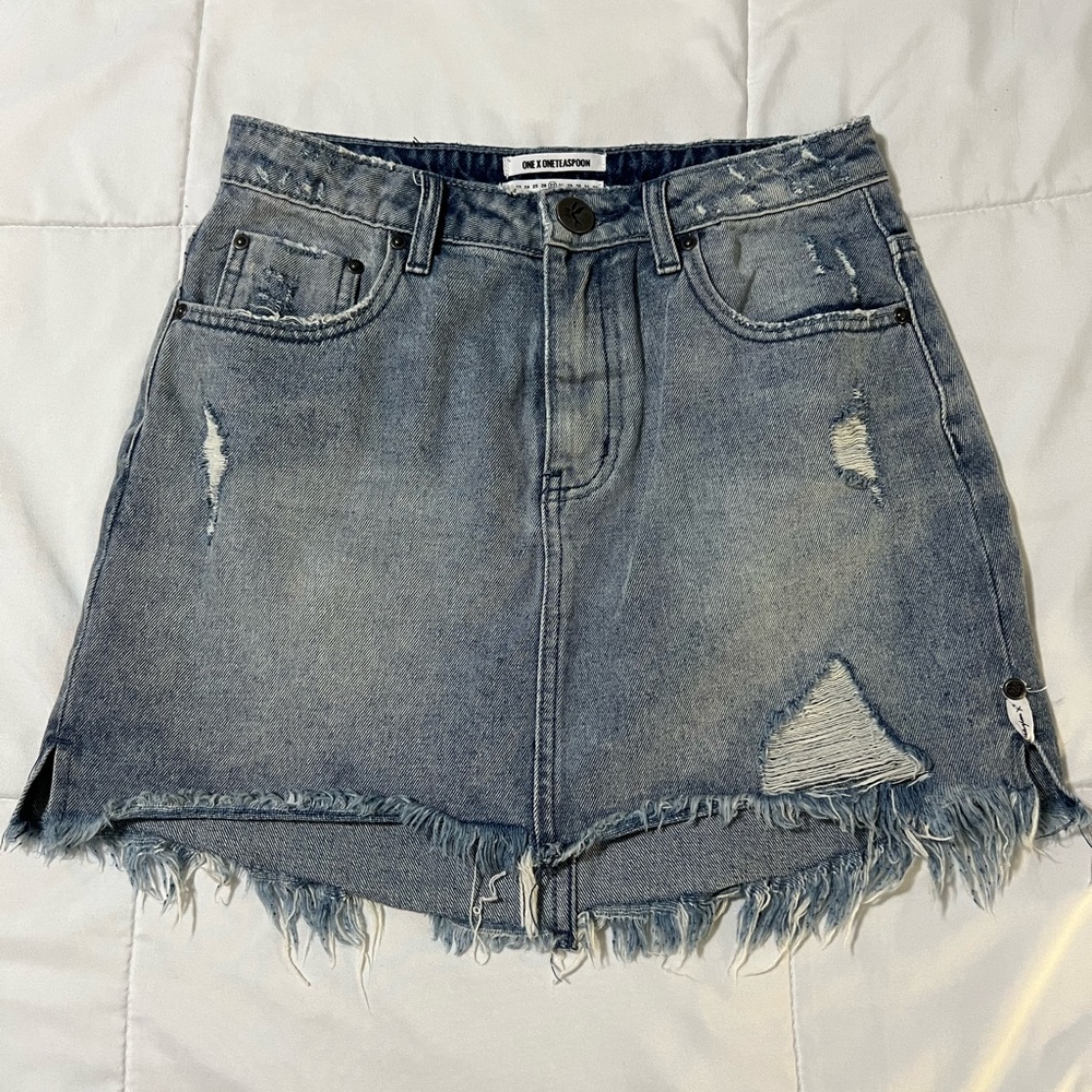One tea spook denim mini skirt